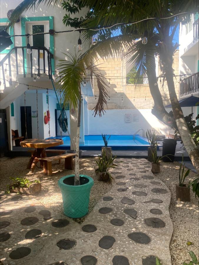 Hotel Caracol Isla Mujeres Esterno foto